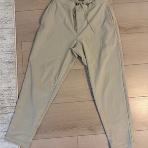 VEST Men's Light Drawstring Jogger Pants - Medium